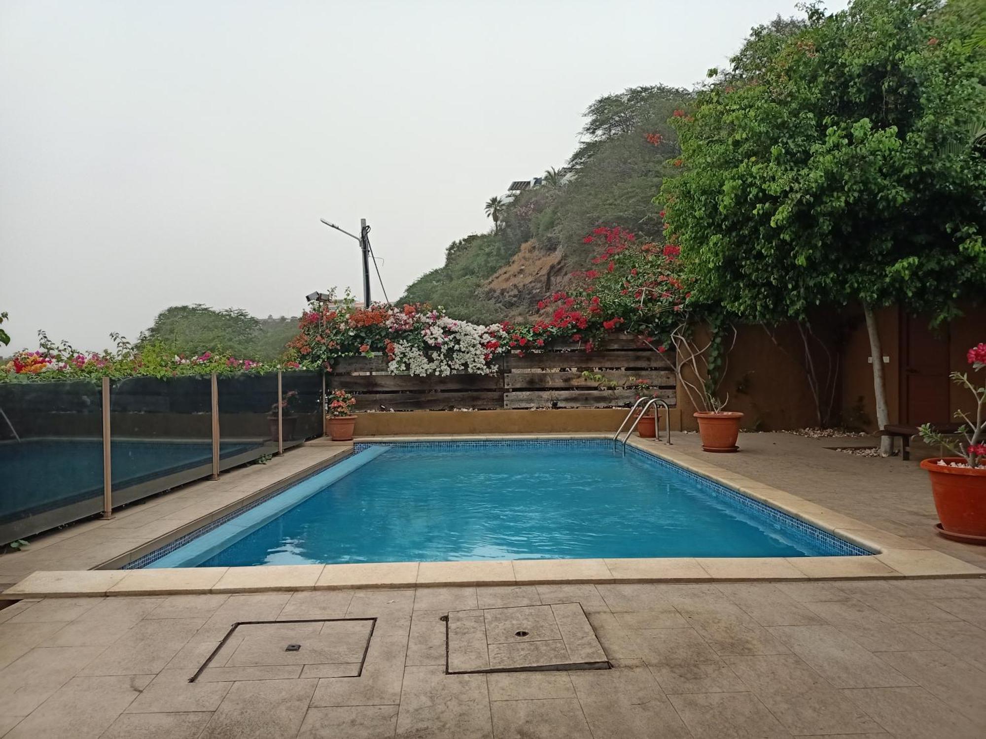 Casa Das Buganvilias 프라이아 외부 사진
